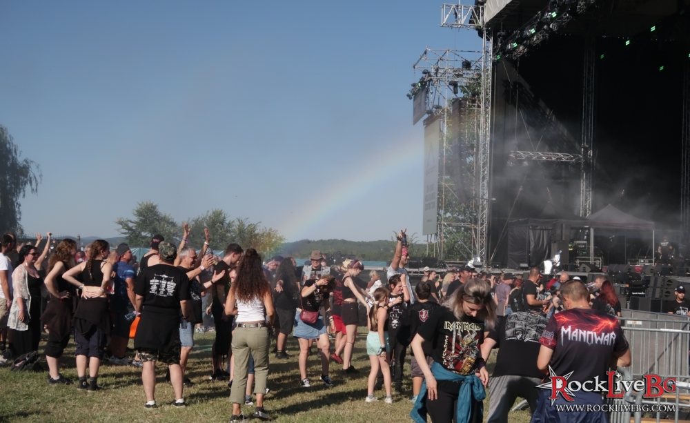 Репортаж от първия ден на Midalidare Rock In THe Wine Valley 2026 (BAD RELIGION, VISIONS OF ATLANTIS, ECLIPSE, TIDAL DREAMS, SEYA NIGHTINGALE)