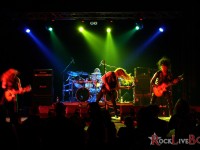 vital remains006