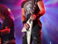 accept 076