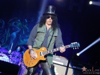 slash 044
