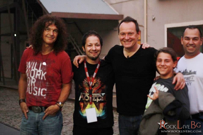 accept-constantin-pic