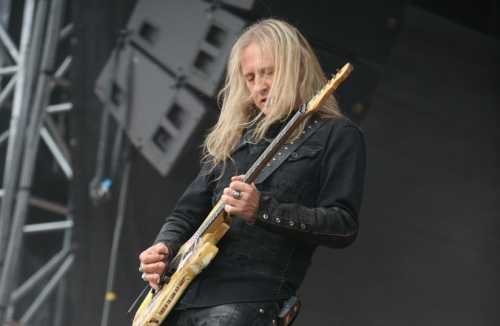 article_Alice_In_Chains