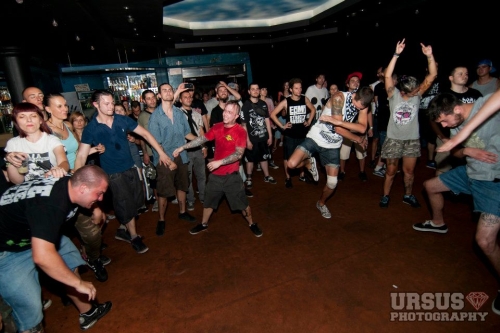 cruel hand 03